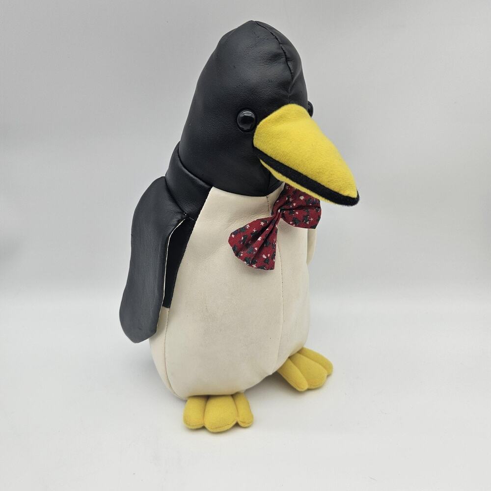 Kuddle‎ Me Toys Penguin Plush Stuffed Animal Faux Leather Bow Tie Holiday Vinyl